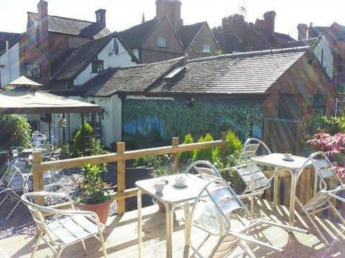 The Bear Inn Бриджнорт Екстериор снимка